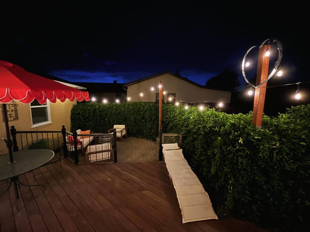 Spacious Renovated Petaluma Home- Pool Table, Fire Pit, Parking Exterior photo